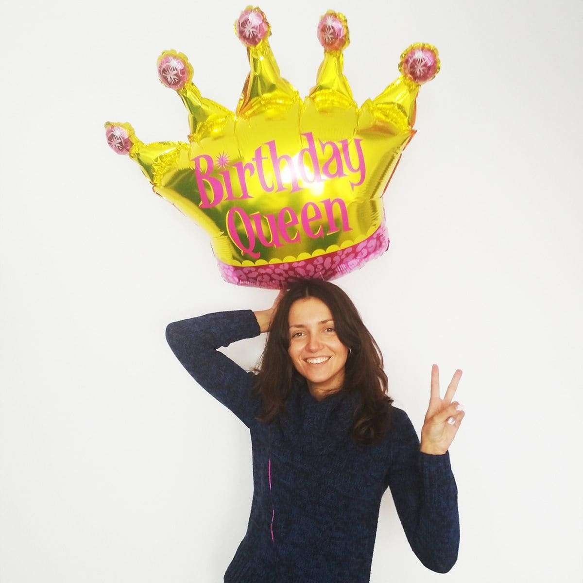 Корона золотая «Birthday Queen» шарик из фольги картинка 2