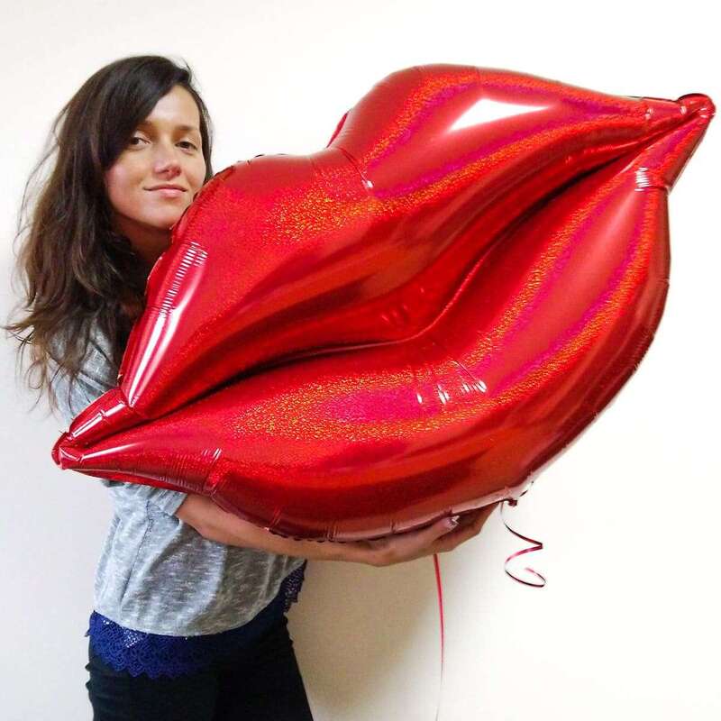 Красные губы фольгированный шар картинка 2