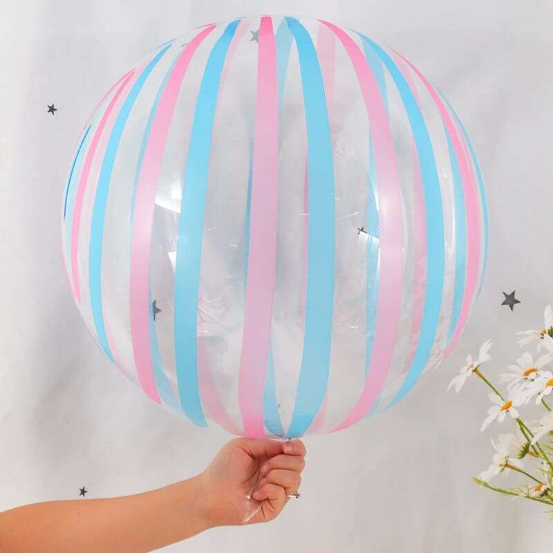 Прозрачный шар с розовыми и голубыми полосками картинка